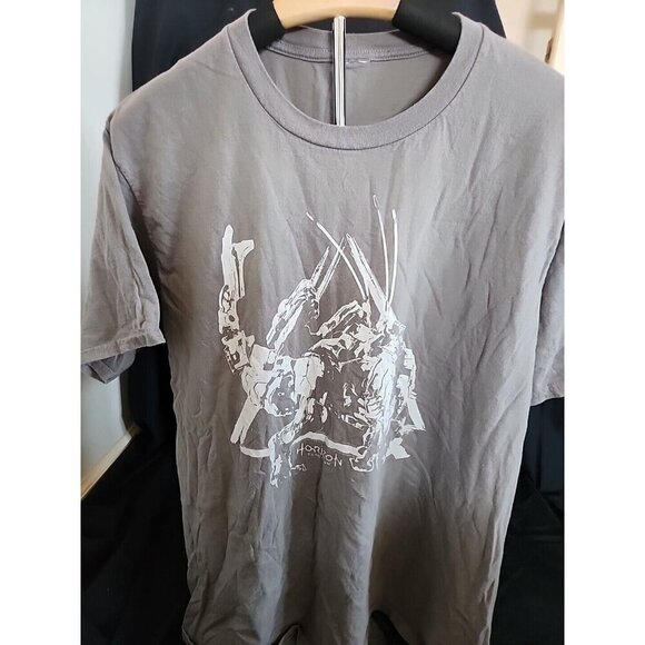 Other - Herizon Zero Dawn Grey Shirt Size Large